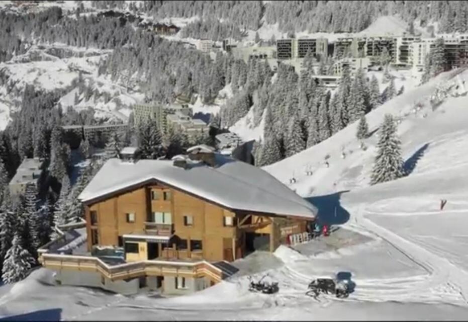 Hotel Lapiaz & Spa - Флен Экстерьер фото